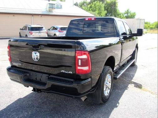 2023 RAM 2500 Laramie Crew Cab 4x4 6'4' Box