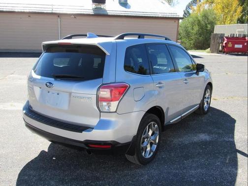 2017 Subaru Forester 2.5i Touring