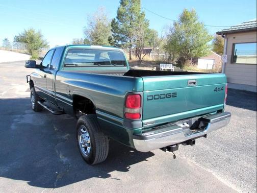 2002 Dodge Ram 2500 SLT