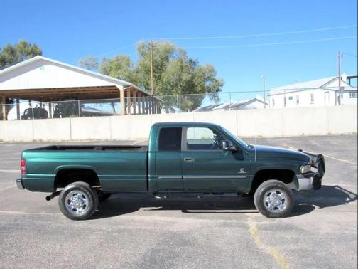2002 Dodge Ram 2500 SLT