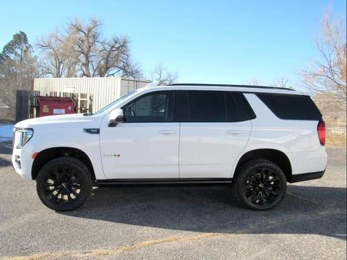 2021 GMC Yukon 4WD AT4