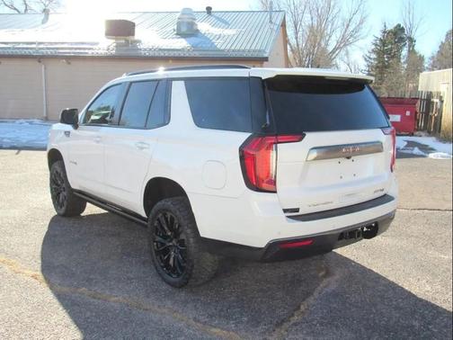 2021 GMC Yukon 4WD AT4