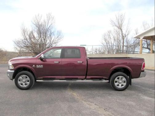 2018 RAM 3500 Laramie Crew Cab 4x4 8' Box