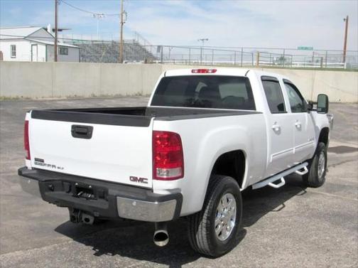 2011 GMC Sierra 2500 SLT