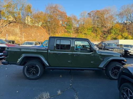 2021 Jeep Gladiator Willys 4x4