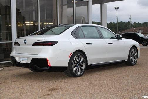2024 BMW i7 xDrive60