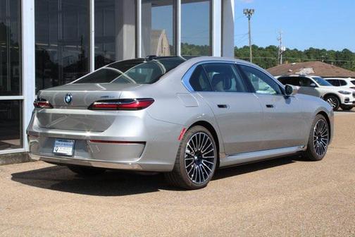 2024 BMW i7 eDrive50