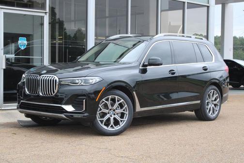 Black Sapphire Metallic 2019 BMW X7 xDrive40i