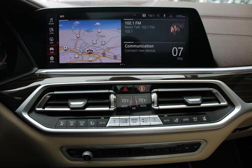 Black Sapphire Metallic 2019 BMW X7 xDrive40i