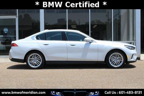 2024 BMW 530 530i