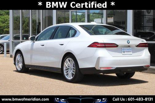 2024 BMW 530 530i