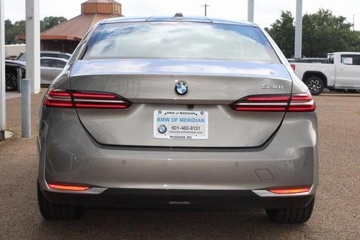 2025 BMW 530 530i