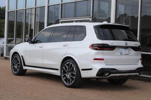 2024 BMW X7 xDrive40i