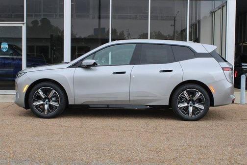2026 BMW iX xDrive45