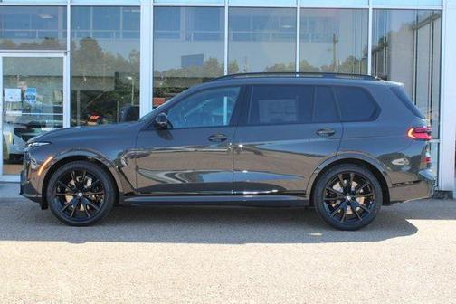 2026 BMW X7 M60i