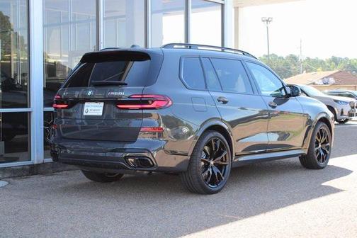 2026 BMW X7 M60i