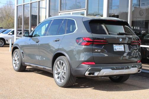 2026 BMW X5 sDrive40i