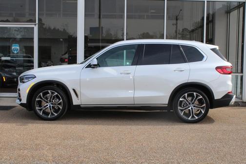 2023 BMW X5 sDrive40i