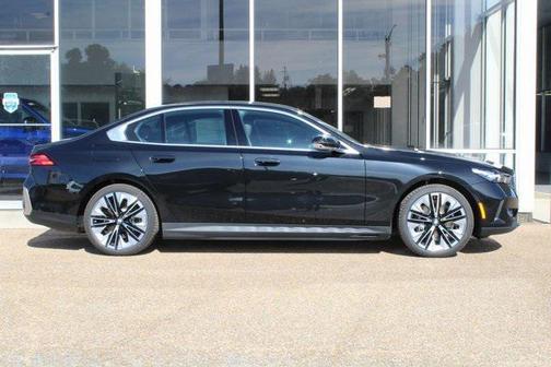 2026 BMW i5 eDrive40