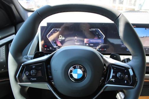 Mineral White Metallic 2026 BMW X3 30 xDrive