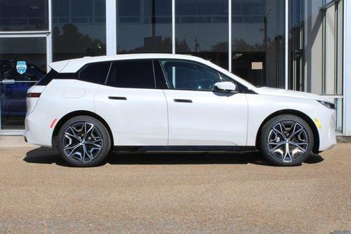 2026 BMW iX xDrive45