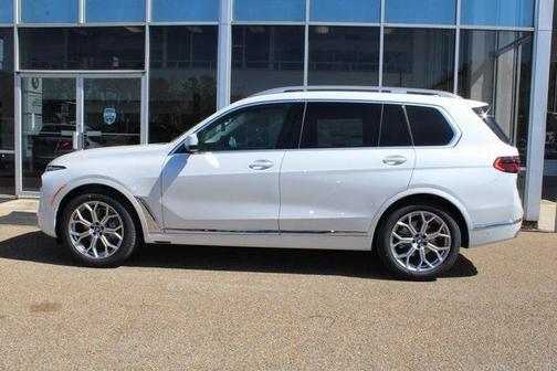 2025 BMW X7 xDrive40i