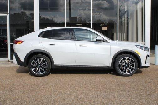 2024 BMW X2 xDrive28i