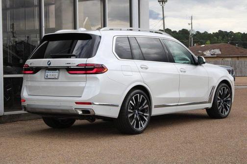 2026 BMW X7 xDrive40i