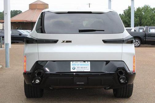 2024 BMW XM Base