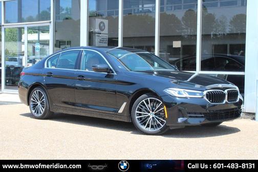 Black Sapphire Metallic 2023 BMW 530 i