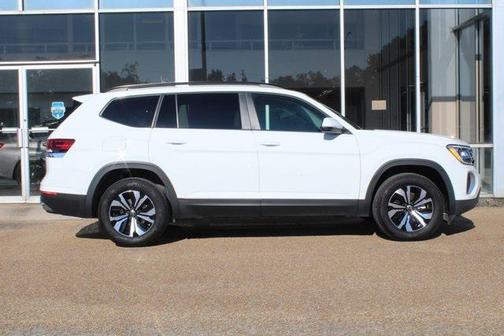 2025 Volkswagen Atlas 2.0T SE