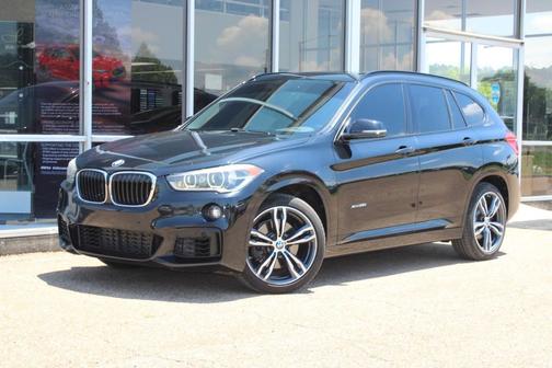 Black Sapphire Metallic 2017 BMW X1 xDrive 28i