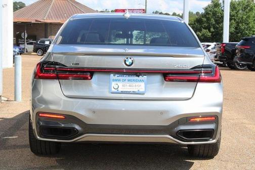 2022 BMW 750 i xDrive