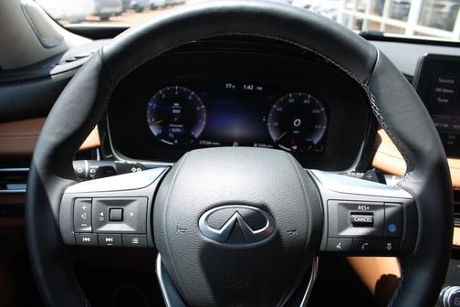 Majestic White 2025 INFINITI QX60 SENSORY