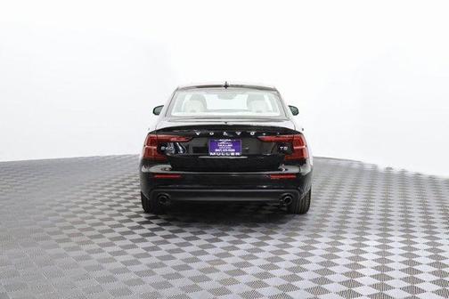 2019 Volvo S60 T5 Momentum