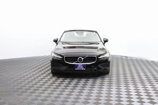 2019 Volvo S60 T5 Momentum