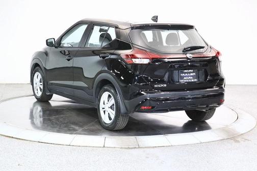 2022 Nissan Kicks S