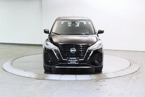 2022 Nissan Kicks S