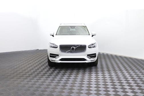 2023 Volvo XC90 B6 Plus 6-Seater