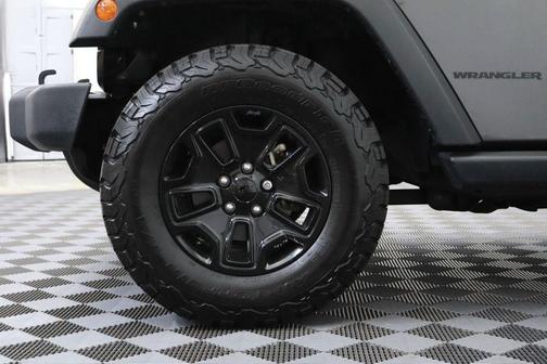 Granite Crystal Clearcoat Metallic 2017 Jeep Wrangler Sport
