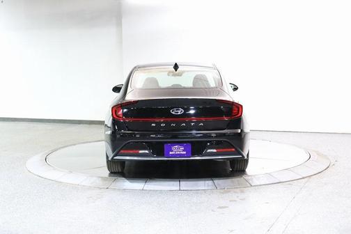 2021 Hyundai SONATA SE