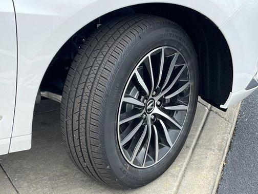 2025 Acura RDX Advance Package