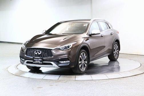 2018 INFINITI QX30 Premium