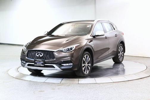 2018 INFINITI QX30 Premium