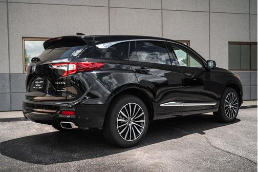 2025 Acura RDX Advance Package