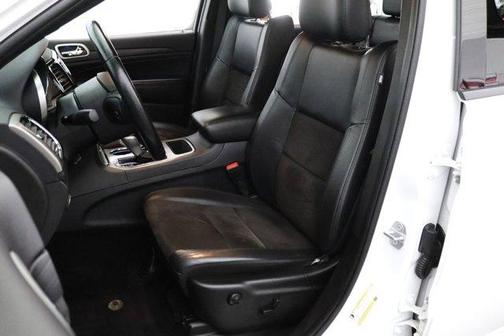 Bright White Clearcoat 2021 Jeep Grand Cherokee Laredo X