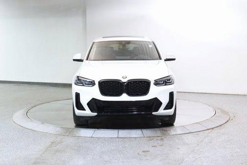 2024 BMW X4 xDrive30i