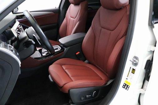 2024 BMW X4 xDrive30i