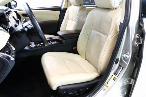 2013 Toyota Avalon Limited