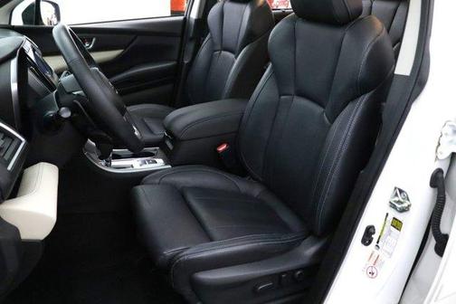 Crystal White Pearl 2019 Subaru Ascent Limited 7-Passenger